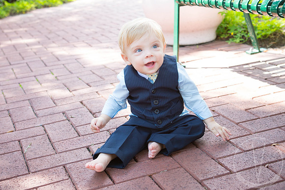 Garrett's 1 Year old pictures-39
