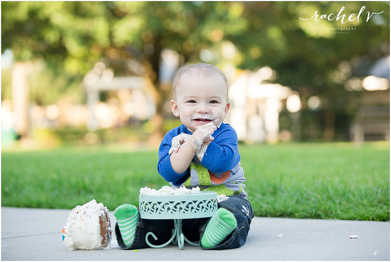First Birthday shoot in Winter Park, Florida with Rachel V Photography