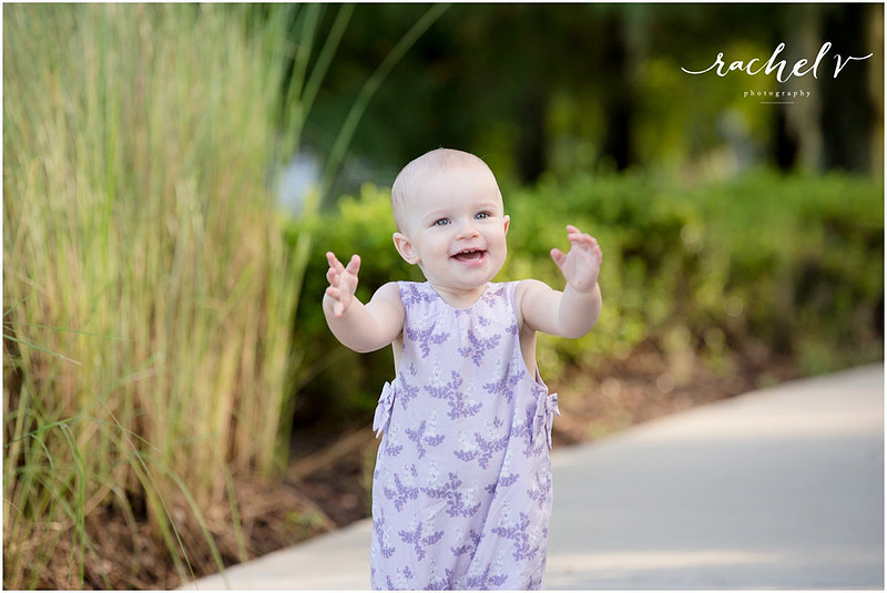 Isabelle's 1 year portrait session in Baldwin park, Orlando, Florida with Rachel V Photography