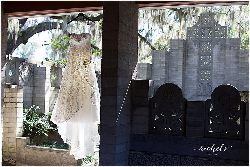 Colorful Fall wedding at Maitland Art Center in Maitland, Florida