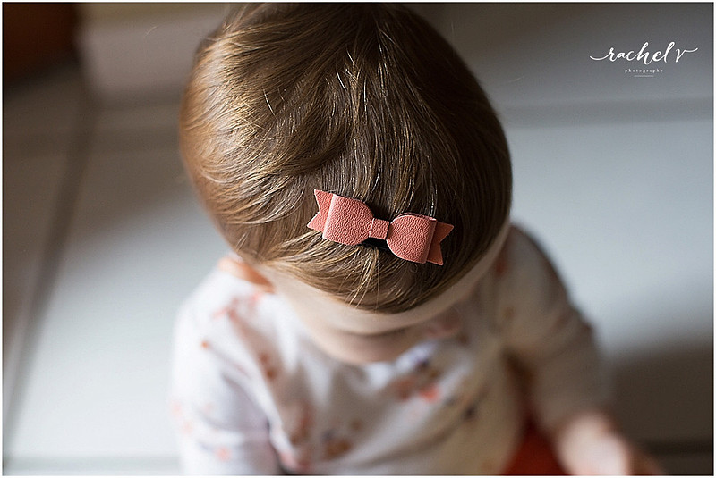 Rachel V Photography's review and giveaway for Peek A Bloom Baby bows